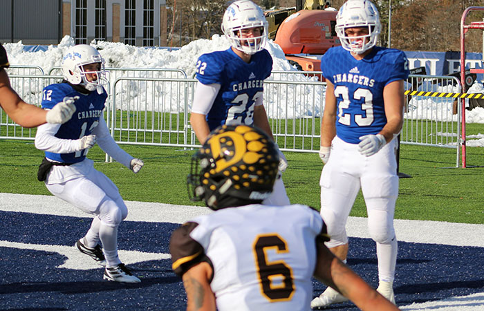 Football Season Ends With 17-7 Loss to Ohio Dominican