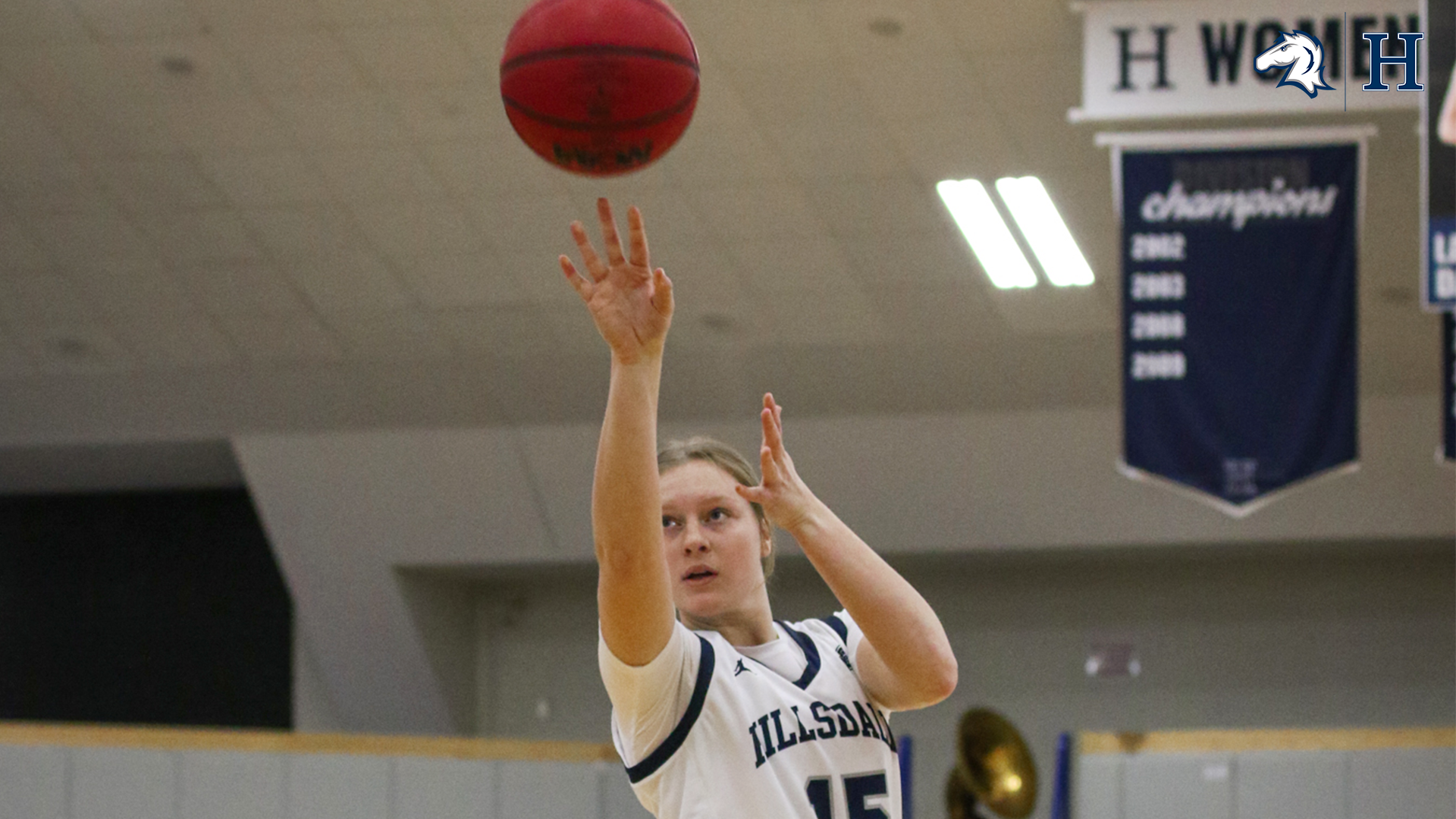 Chargers clamp down on Trevecca for critical G-MAC victory, 75-55