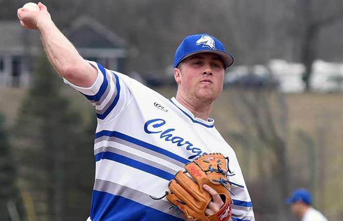 Baseball Team Clinches Spot in G-MAC Tournament With Win at Walsh