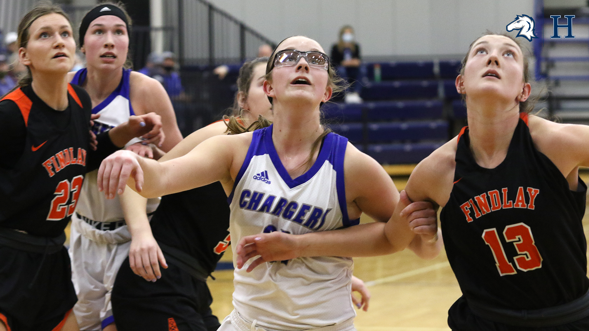 Charger women fall in final seconds to visiting Findlay, 72-68