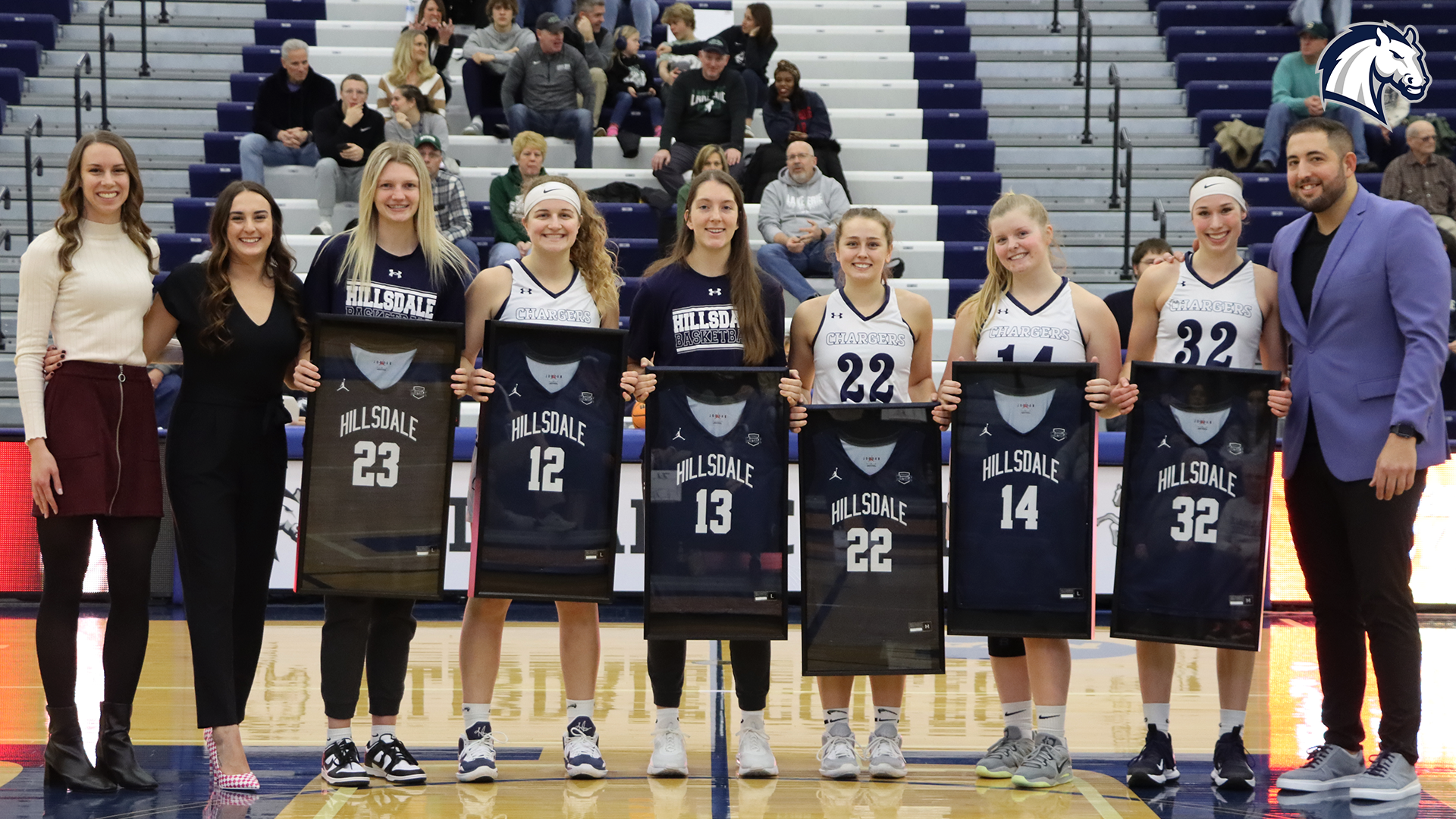 Chargers hold off Lake Erie for huge senior day victory, 67-59