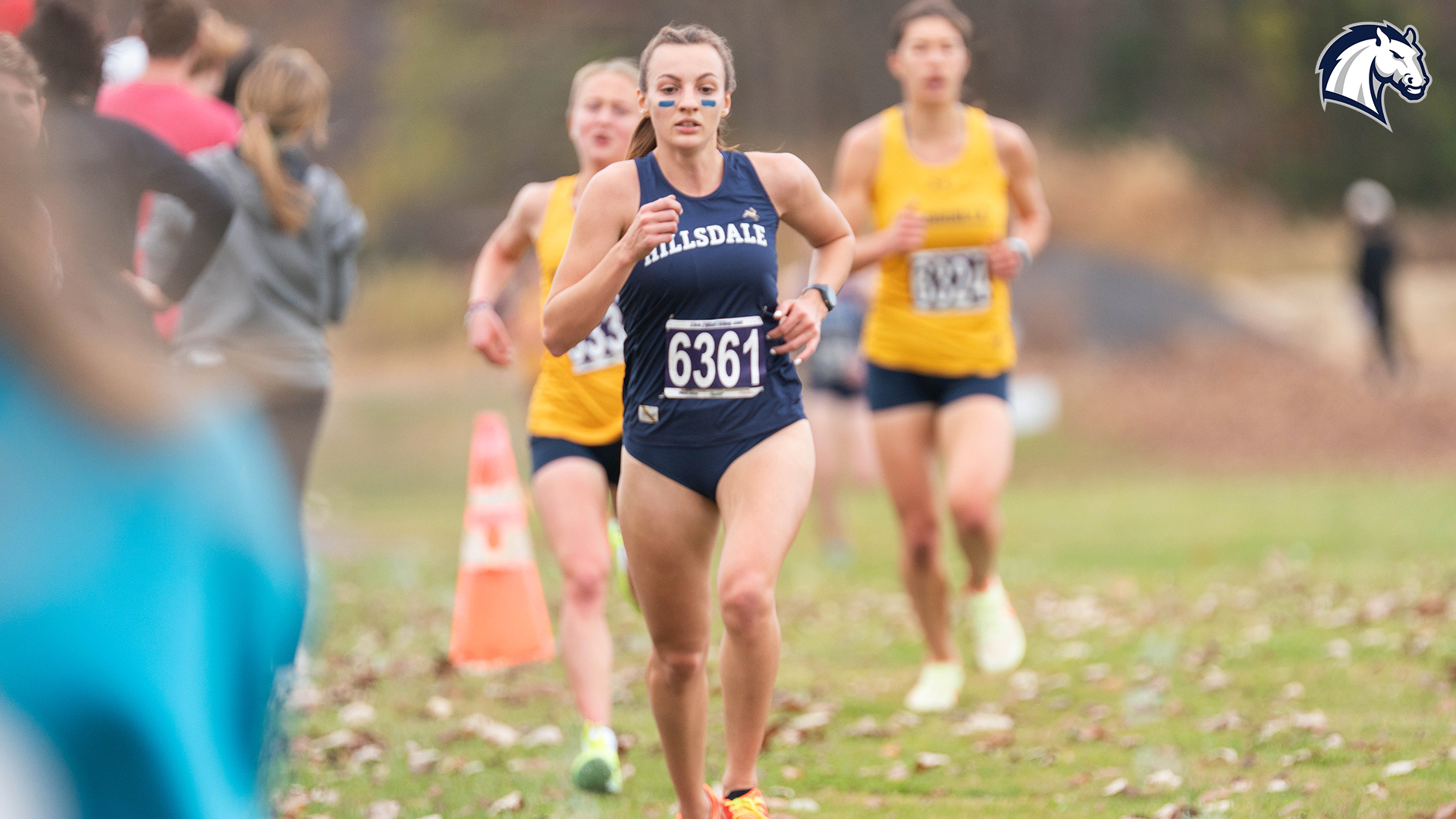 Wamsley finishes fourth, Chargers sixth as a team in strong finish at NCAA Midwest Regional